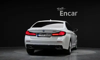 BMW 5-Series 2023, 28340 км, за 25222.64 USD