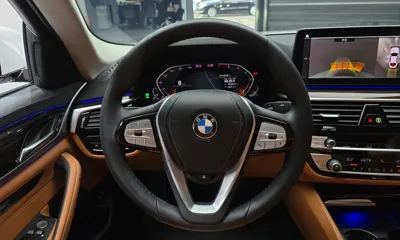 BMW 5-Series 2023, 28340 км, за 25222.64 USD - фото 13