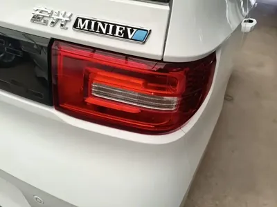 Wuling MINIEV 2023, 23200 км, за 2628.32 USD - фото 8