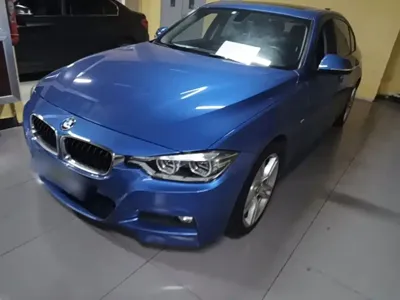 BMW 3 Series · 2017 год