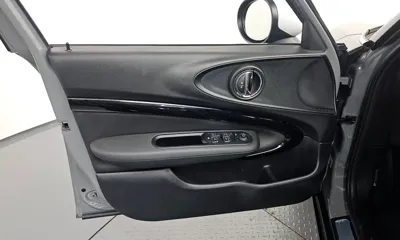 MINI Clubman 2022, 57691 км, за 12806.34 USD - фото 24