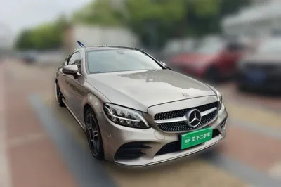 Mercedes-Benz C-Class 2019, 71900 км, за 18248 USD