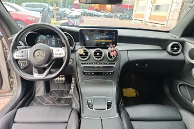 Mercedes-Benz C-Class 2019, 71900 км, за 18248 USD - фото 9