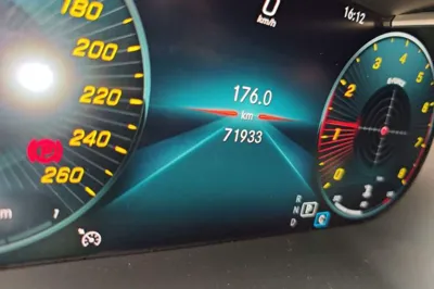 Mercedes-Benz C-Class 2019, 71900 км, за 18248 USD - фото 12