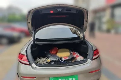 Mercedes-Benz C-Class 2019, 71900 км, за 18248 USD - фото 19