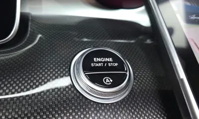 Mercedes-Benz C-Class 2023, 36380 км, за 29497.94 USD - фото 29