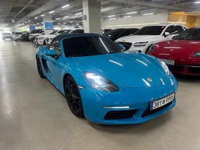 Porsche 718 2017, 87000 км, за 28226.34 USD