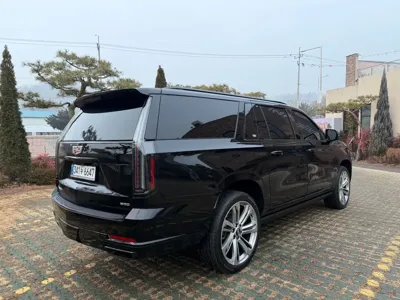 Cadillac Escalade 2025, 1195 км, за 117500.33 USD