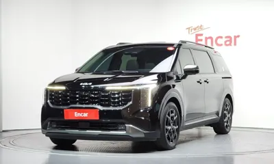 Kia Canival · 2025 год