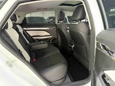 Geely Emgrand L 2022, 46100 км, за 9591.34 USD - фото 16