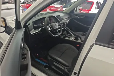 Changan CS35PLUS 2023, 28800 км, за 11051 USD - фото 17
