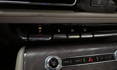 Lincoln Aviator 2021, 159033 км, за 18874.16 USD - фото 9