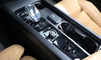 Volvo S60 2022, 41933 км, за 21671.62 USD - фото 9
