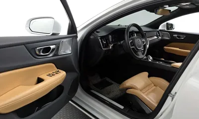 Volvo S60 2022, 41933 км, за 21671.62 USD - фото 10