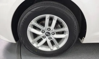 Kia K5 2011, 218691 км, за 2210.23 USD