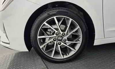 Hyundai Avante 2019, 119399 км, за 7741.35 USD