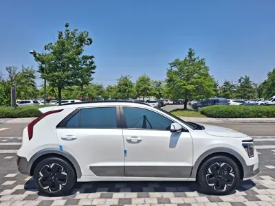 Kia Niro 2024, 48000 км, за 18051.73 USD