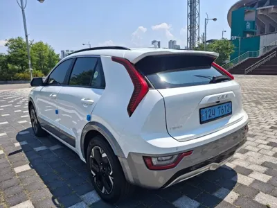 Kia Niro 2024, 48000 км, за 18051.73 USD - фото 6