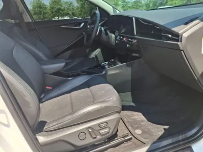 Kia Niro 2024, 48000 км, за 18051.73 USD - фото 9