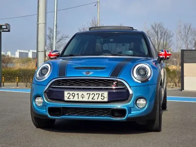 MINI Cooper · 2016 год