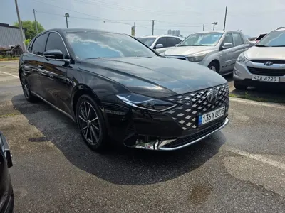 Hyundai Grandeur 2021, 186429 км, за 9497.8 USD