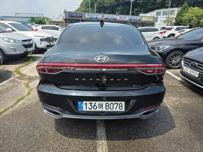 Hyundai Grandeur 2021, 186429 км, за 9497.8 USD - фото 6