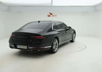 Genesis G90 2022, 108656 км, за 7020.73 USD