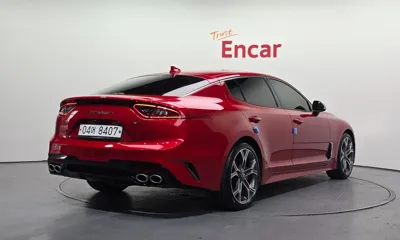 Kia Stinger 2020, 75371 км, за 11027.96 USD