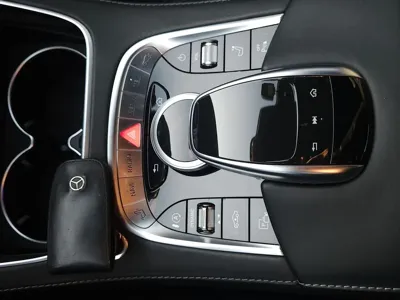 Mercedes-Benz S-Class 2019, 120821 км, за 28344.89 USD - фото 16