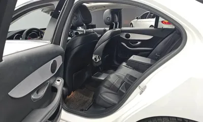 Mercedes-Benz C-Class 2018, 90601 км, за 10213.38 USD - фото 12