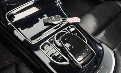 Mercedes-Benz C-Class 2018, 90601 км, за 10213.38 USD - фото 18