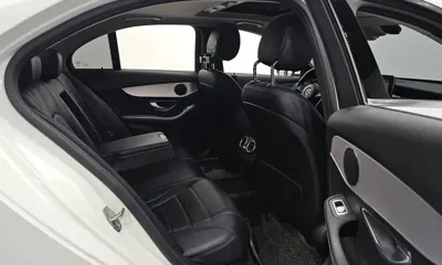 Mercedes-Benz C-Class 2018, 90601 км, за 10213.38 USD - фото 26