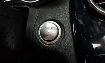 Mercedes-Benz C-Class 2018, 90601 км, за 10213.38 USD - фото 28