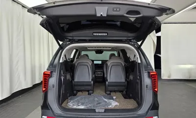 Kia Canival 2024, 54424 км, за 24353.71 USD - фото 17