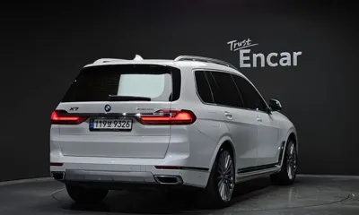 BMW X7 2022, 51920 км, за 51290.37 USD