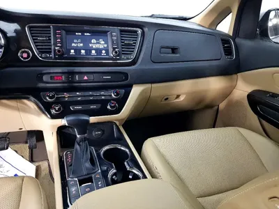 Kia Canival 2020, 118807 км, за 10043.32 USD - фото 9