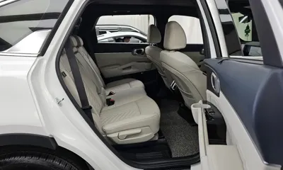 Kia Sorento 2024, 31049 км, за 27504.27 USD - фото 12