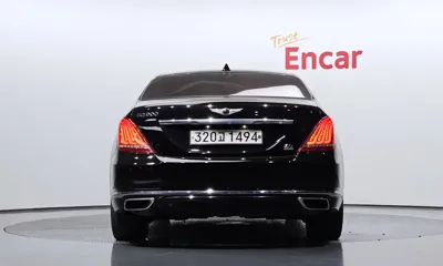 Genesis EQ900 2016, 179426 км, за 10439.38 USD
