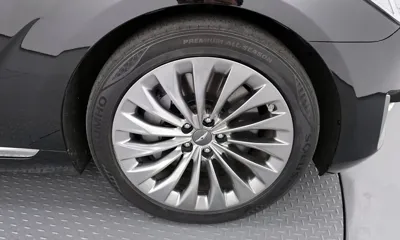 Genesis EQ900 2016, 179426 км, за 10439.38 USD