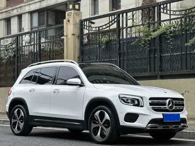 Mercedes-Benz GLB 2021, 35000 км, за 19099.1 USD