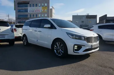 Kia Canival 2019, 77093 км, за 14171.48 USD - фото 3