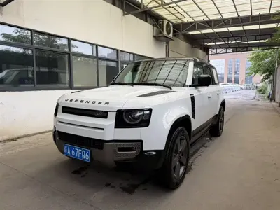 Land Rover Defender · 2025 год