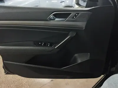 Volkswagen Lavida 2021, 59600 км, за 8607.84 USD - фото 7