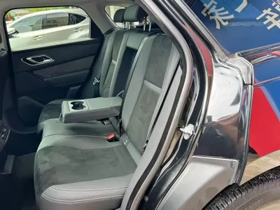 Land Rover Velar 2021, 40000 км, за 30605.65 USD