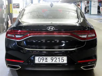 Hyundai Grandeur 2018, 128544 км, за 9367.69 USD