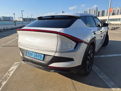 Kia EV6 2025, 39710 км, за 22801.31 USD