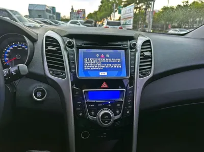 Hyundai i30 2016, 143275 км, за 3610.35 USD - фото 13