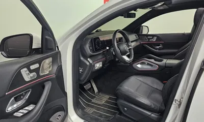 Mercedes-Benz GLE-Class 2023, 42366 км, за 58957.69 USD - фото 10