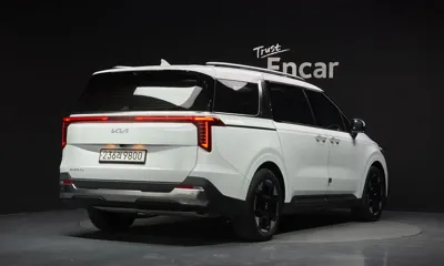 Kia Canival 2024, 23486 км, за 26002.72 USD