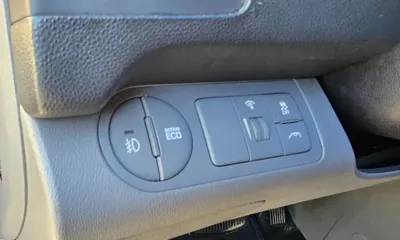Hyundai Starex 2017, 69654 км, за 8473.46 USD - фото 12